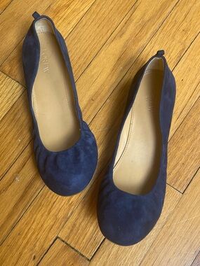 J. Crew ANYA Scrunch Navy Suede Ballet Flats- Sz10.5. Ret. $138. Like New